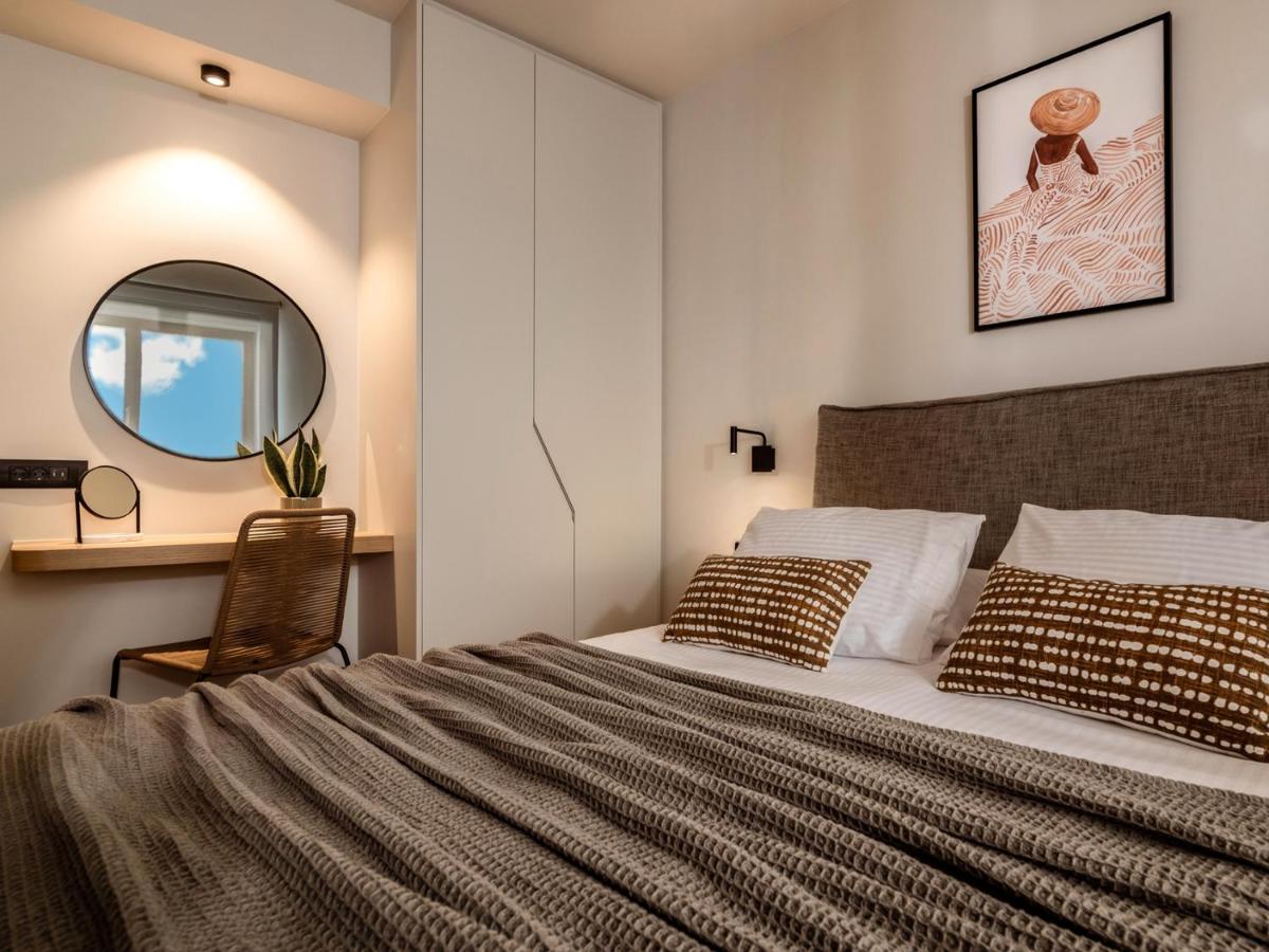 Point Ephemere Beachfront Apartments 자킨토스 타운 외부 사진