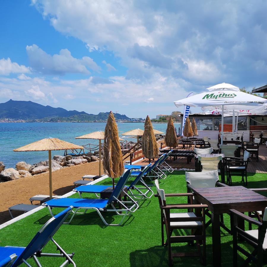 Point Ephemere Beachfront Apartments 자킨토스 타운 외부 사진